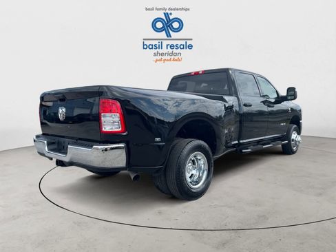Used 2024 RAM 3500 Big Horn image 7
