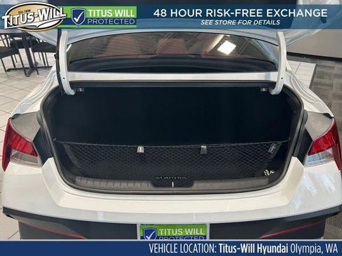 New 2026 Hyundai Elantra SE image 23