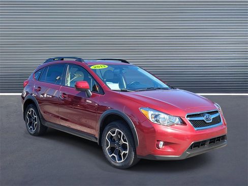 Used 2013 Subaru Crosstrek 2.0i Limited w/ Popular Pkg 1 image 2