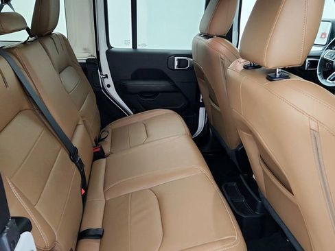 Used 2021 Jeep Wrangler Unlimited Sahara w/ Cold Weather Group image 23