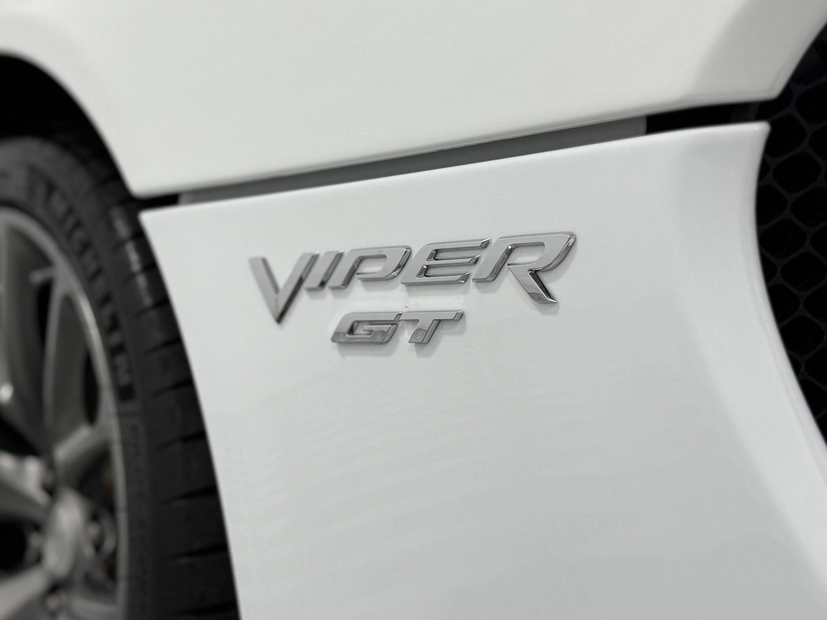 Used 2016 Dodge Viper w/ Quick Order Package 22J GT RWD image 10