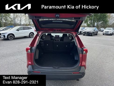 Used 2023 Toyota RAV4 XLE FWD image 10