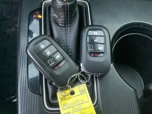 Used 2023 Honda Civic Sport image 19