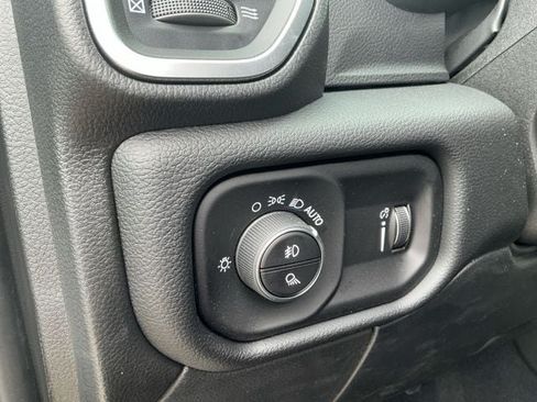 New 2026 RAM 2500 Big Horn AWD/4WD image 28