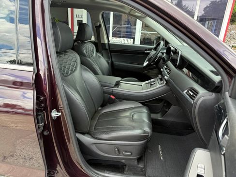 Used 2022 Hyundai Palisade Limited FWD image 17
