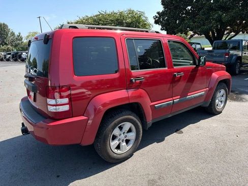 Used 2009 Jeep Liberty Sport w/ Popular Equipment Group RWD image 4