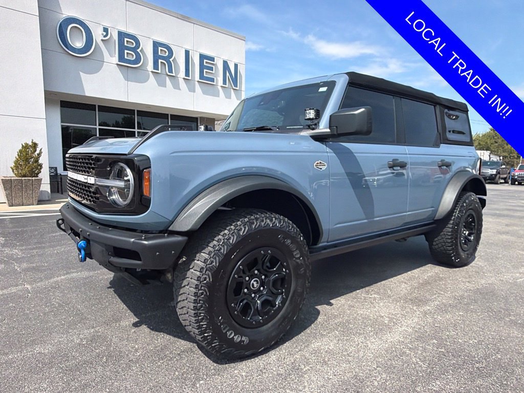 Used 2023 Ford Bronco 4-Door AWD/4WD image 1
