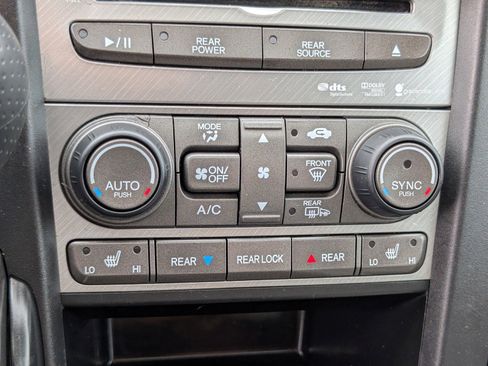 Used 2013 Honda Pilot Touring image 32