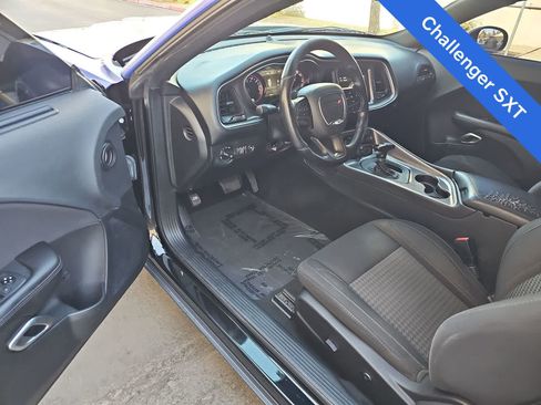 Used 2019 Dodge Challenger SXT w/ Blacktop Package RWD image 10
