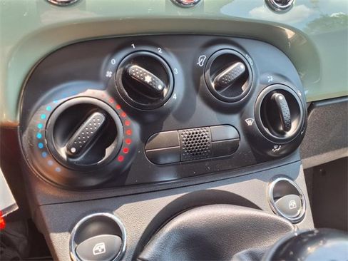 Used 2015 FIAT 500 Pop image 26