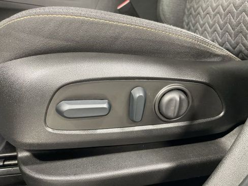 Certified 2022 Chevrolet Equinox LT image 12