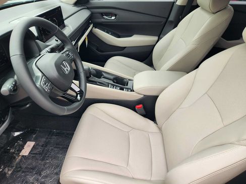 Used 2026 Honda Accord EX-L image 9