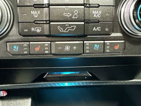 Used 2019 Ford F150 Lariat w/ Equipment Group 502A Luxury image 22