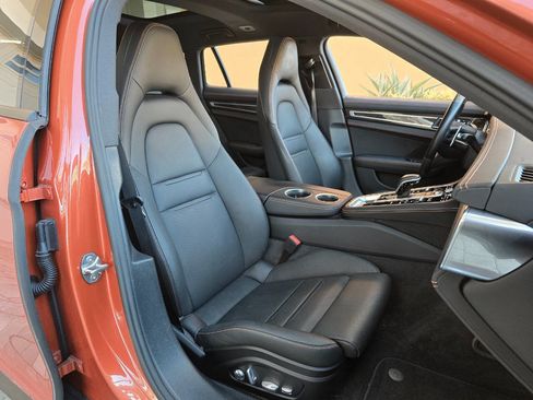 Used 2021 Porsche Panamera 4 image 95
