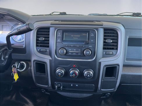 Used 2018 RAM 2500 Tradesman w/ Power & Remote Entry Group RWD image 10