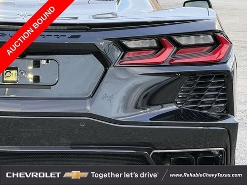 Used 2026 Chevrolet Corvette Stingray Coupe w/ 1LT RWD image 8