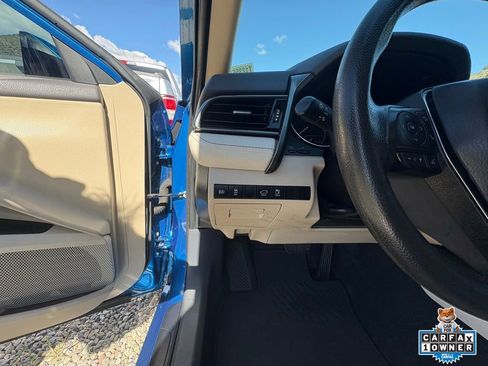 Used 2020 Toyota Camry LE w/ Sunroof Package image 16