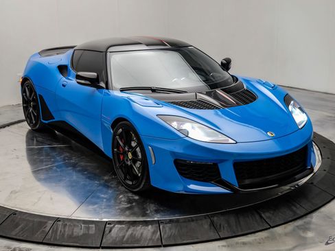 Used 2021 Lotus Evora image 30