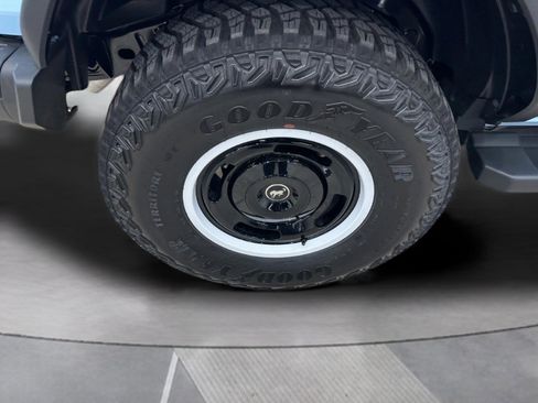 New 2024 Ford Bronco Heritage Edition AWD/4WD image 11