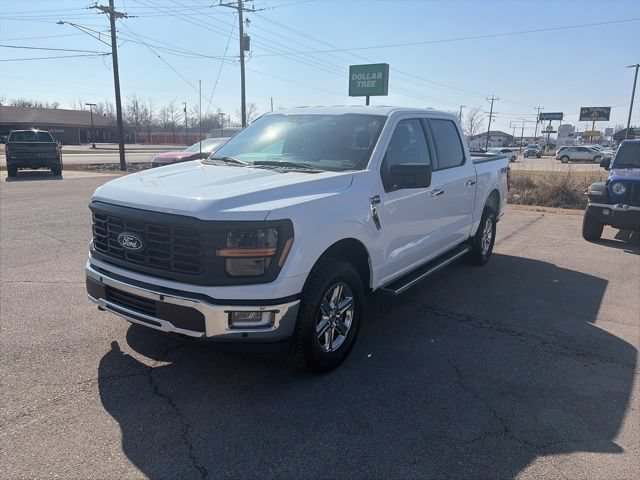 Used 2025 Ford F150 XLT w/ Equipment Group 301A Standard AWD/4WD image 2