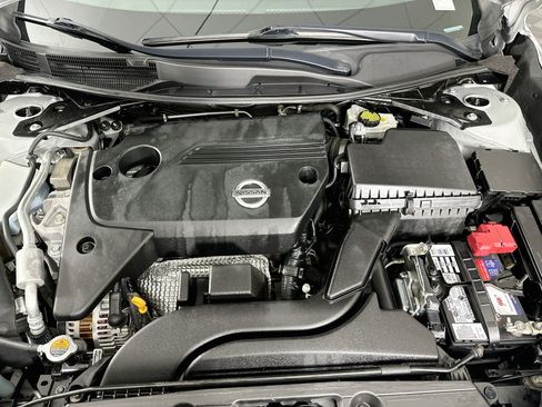 Used 2013 Nissan Altima 2.5 SL w/ Technology Pkg FWD image 33