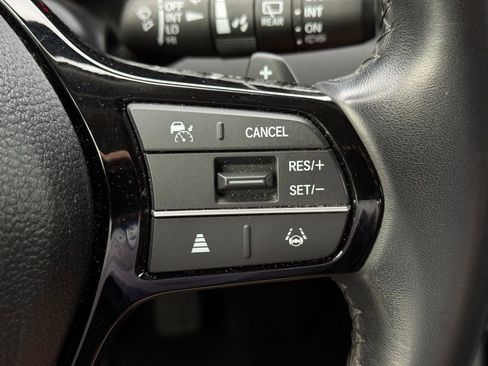 Used 2024 Honda Pilot EX-L image 32