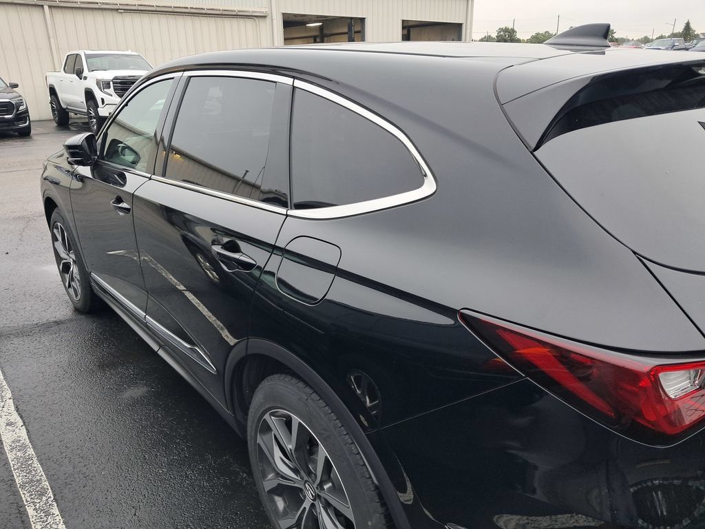 Used 2023 Acura MDX w/ Technology Package AWD/4WD image 8