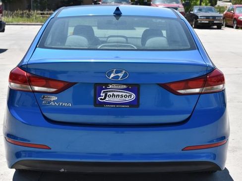 Used 2017 Hyundai Elantra SE FWD image 6