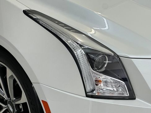 Used 2017 Cadillac ATS V w/ Carbon Fiber Package RWD image 11