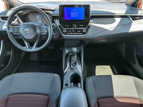 Used 2025 Toyota Corolla SE FWD image 11