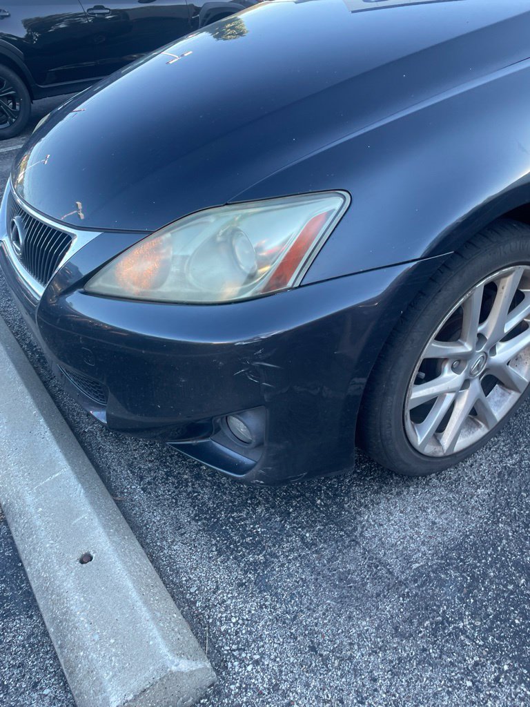 Used 2011 Lexus IS 250 AWD w/ Premium Pkg Value Edition image 3