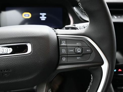 New 2026 Jeep Grand Cherokee Limited image 17