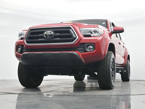 Used 2020 Toyota Tacoma SR5 image 27