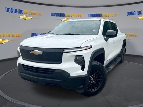Used 2024 Chevrolet Silverado EV W/T AWD/4WD image 4