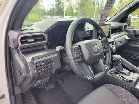 New 2026 Toyota Tacoma SR5 AWD/4WD image 16