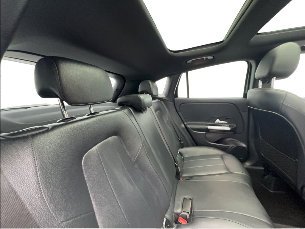 Used 2022 Mercedes-Benz GLA 250 4MATIC w/ Premium Package Lite image 28