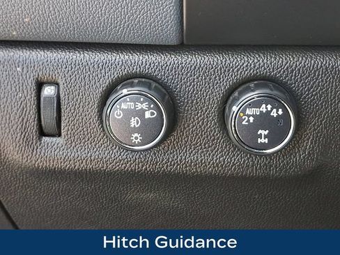 Used 2021 Chevrolet Colorado Z71 AWD/4WD image 9