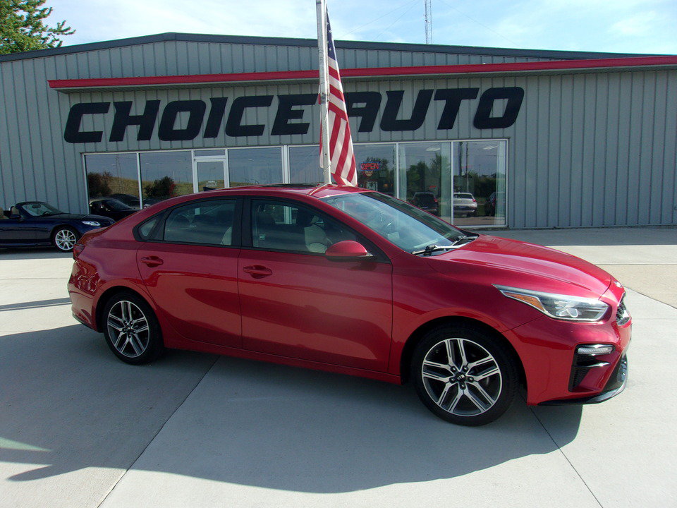 Used 2019 Kia Forte S w/ S Premium Package FWD image 2