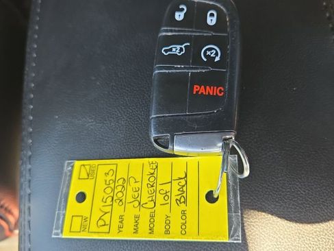 Used 2022 Jeep Grand Cherokee Laredo X image 26