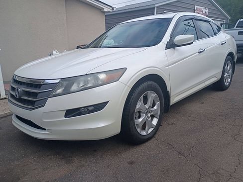 Used 2010 Honda Crosstour EX-L image 2
