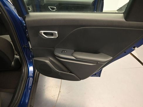 New 2026 Kia K4 LXS image 19