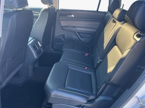 Certified 2023 Volkswagen Atlas SE image 15