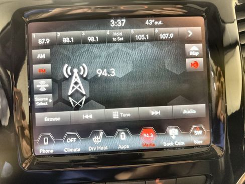 Used 2022 Jeep Cherokee Limited w/ Elite Package image 18