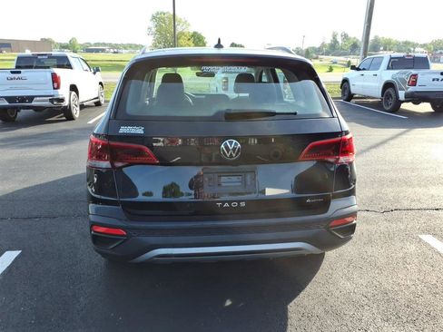 Used 2023 Volkswagen Taos S AWD/4WD image 4