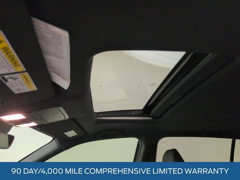Used 2024 Honda Passport EX-L image 8