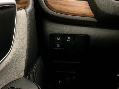 Used 2018 Honda CR-V EX image 16