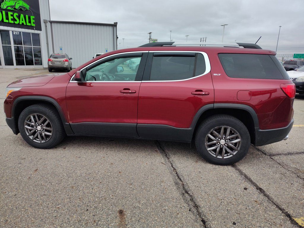 Used 2017 GMC Acadia SLT AWD/4WD image 11