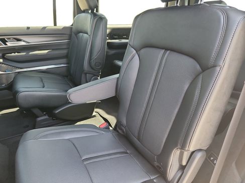 New 2026 Jeep Grand Wagoneer Summit AWD/4WD image 13