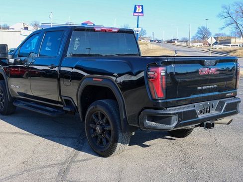 Used 2024 GMC Sierra 2500 AT4 w/ Snow Plow Prep/Camper Package image 4