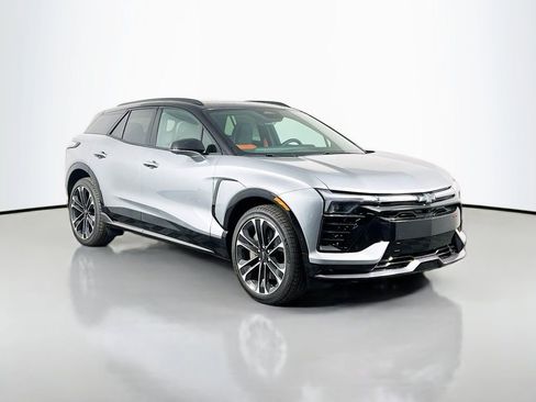 New 2026 Chevrolet Blazer EV SS image 3